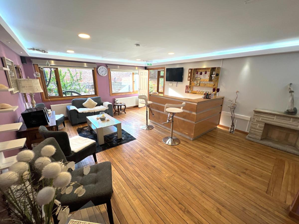 Incredible Downtown Duplex With Interior Backyard Apartment Punta Arenas Exterior photo